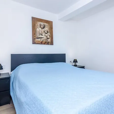 Paula - One Bedroom With Shared Terrace * Dubrovnik