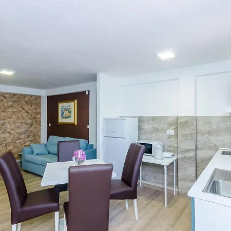 Lejlighed Paula - One Bedroom With Shared Terrace