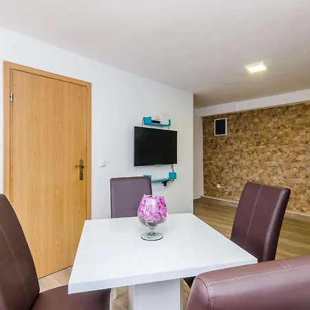 Paula - One Bedroom With Shared Terrace Apartament Dubrownik
