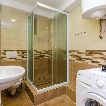 Daire Paula - One Bedroom With Shared Terrace